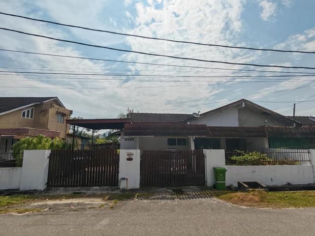 Single Storey Semi D For SaleLorong Galing