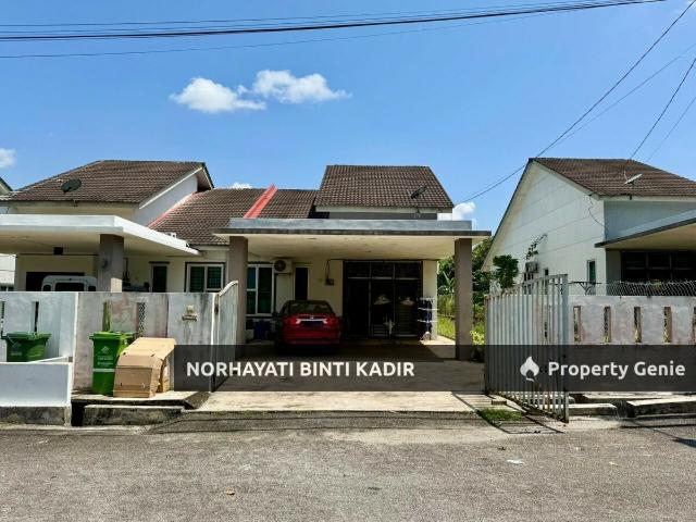 SINGLE STOREY SEMI D, KAMPUNG PADANG JAYA, KUANTAN FACING OPEN, LARGE REAR LAND