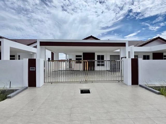 Single Storey Semi Detached House For Sale at Airport Area Miri