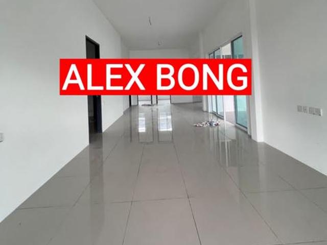 SINGLE STOREY SEMI DETACHED HOUSE FOR SALE At TAMAN RICEFIELD SIBURAN