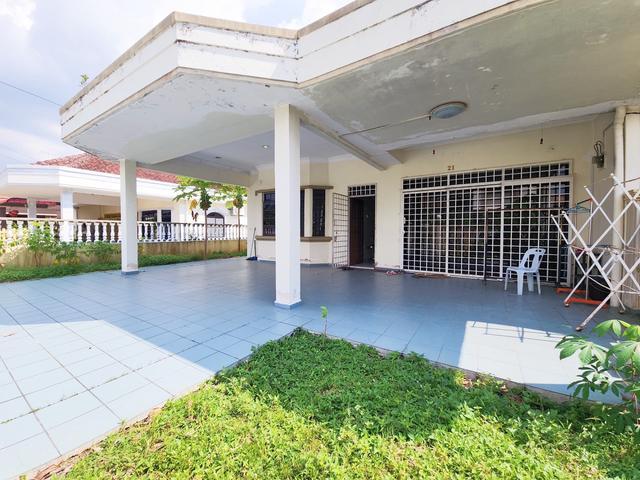 Single Storey Semi Detached House Taman Sri Kluang