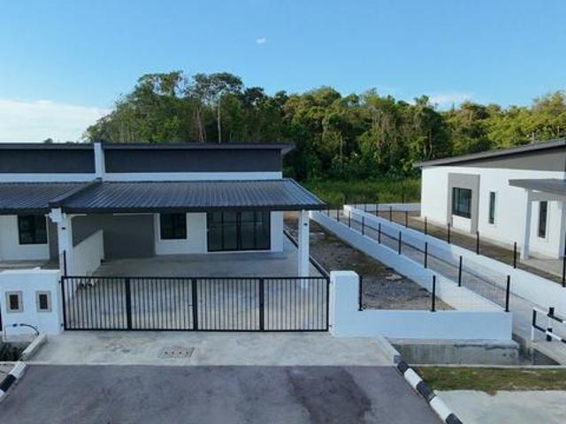 Single Storey Semi Detached Westhill Avenue Jalan Batu Kawa Matang
