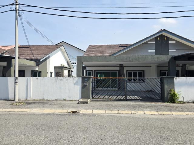 Single Storey SemiD House At Desa Sengat Aman Ipoh Perak