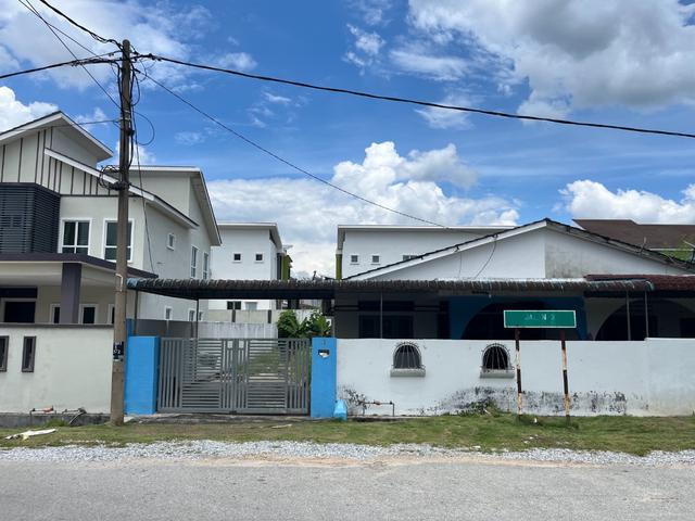 Single Storey SemiD Taman Bunga Raya Tapah Perak