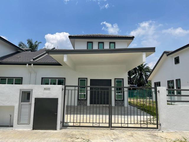 Single Storey SemiD Tanah Luas 37x79 Seksyen 29 Shah Alam