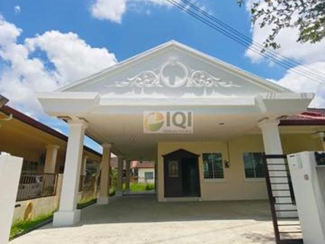 Single Storey SemiDetached Taman Sri Moyan For Sale