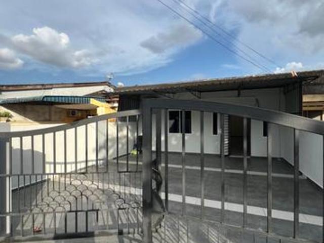 Single storey Sri skudai Jalan Tembaga merah utm Tmn nesa Johor