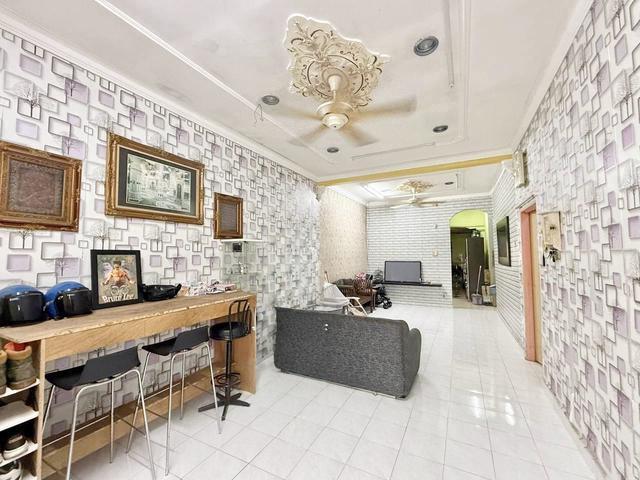 Single Storey Taman Nusa Damai 1800sqft Super Big Below Market