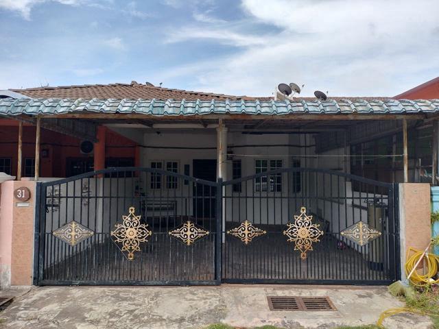 Single Storey Taman Ayer Molek Melaka Negotiable