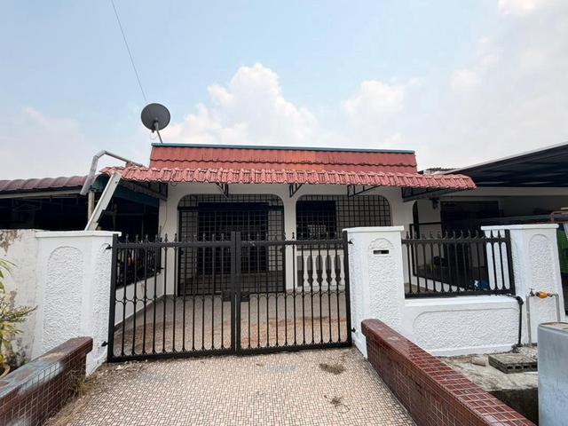 Single storey Taman Desa Rahmat Angsana