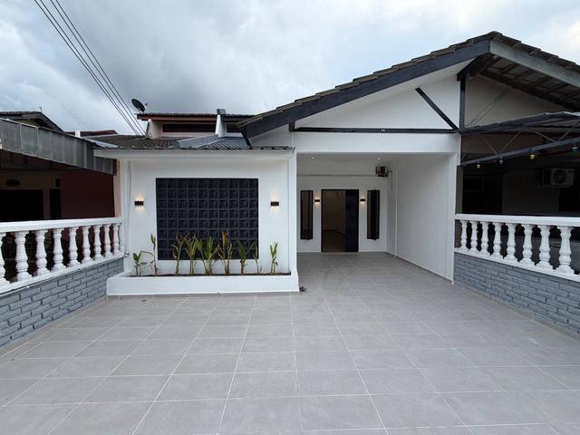 Single Storey Taman Rinting Johor