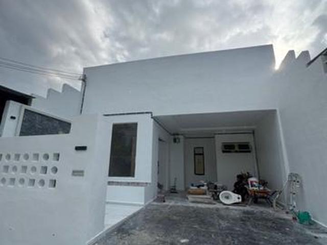 Single Storey Taman Skudai Baru Fully Renovated