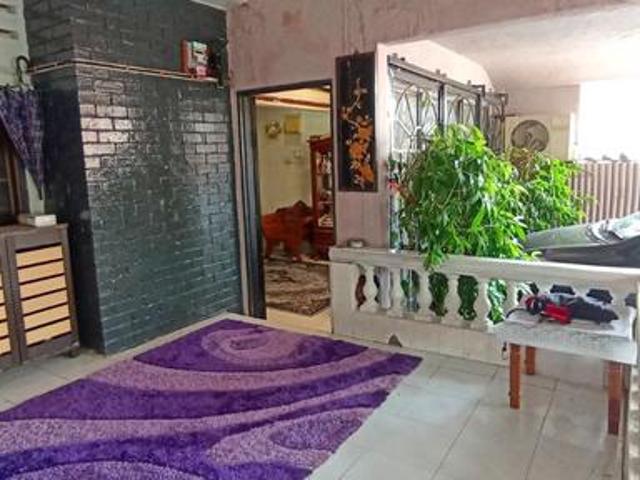 Single storey Taman Sri Andalas Klang