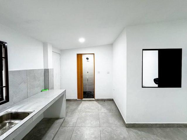 Single Storey Taman Sri Manggis Banting For Sale