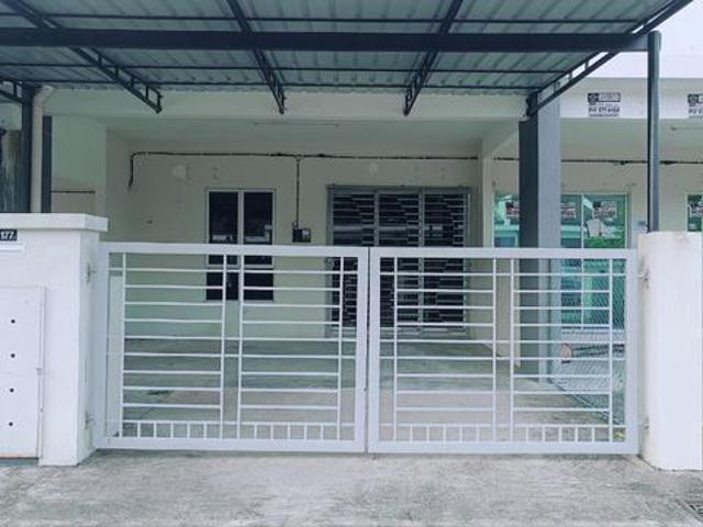 Single Storey Taman Zamrud Batu Kikir Negeri Sembilan