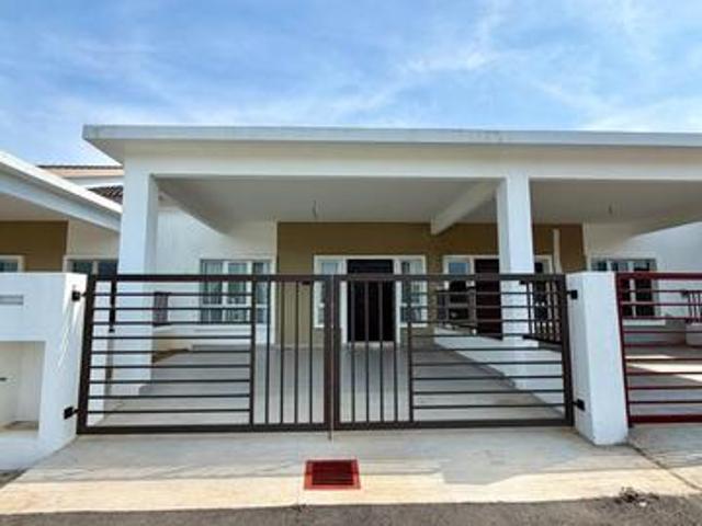Single Storey Terrace 1 Tingkat Batu Berendam Sutera Wangi