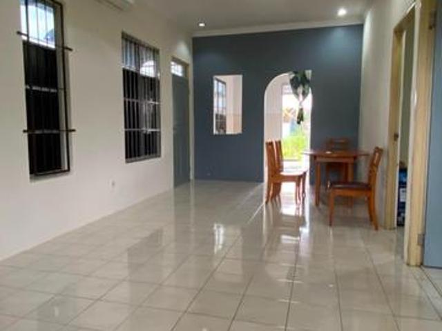 Single Storey Terrace CORNER House For RentStampin Baru Stutong