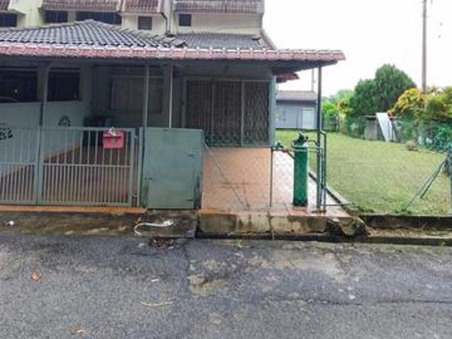 Single Storey Terrace CORNER LOT Taman Bidara Ampangan Seremban