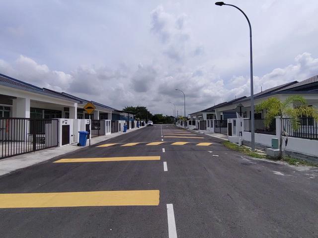 Single Storey Terrace at Taman Bentara Teluk Panglima Garang