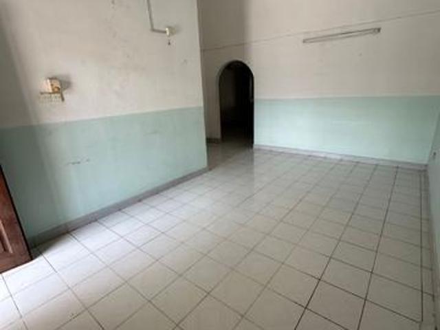 SINGLE STOREY TERRACE Good Condition TAMAN PERLING JALAN KOSA Unit