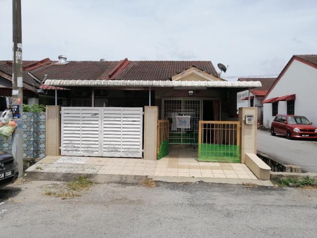 Single Storey Terrace End Lot Bandar Bukit Mahkota Bangi