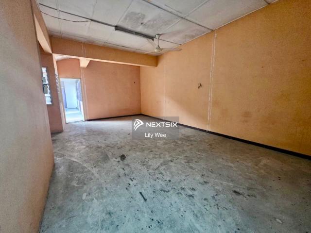 Single storey terrace for rent, basic unit, taman belibis, taman tangling Simpang Ampat