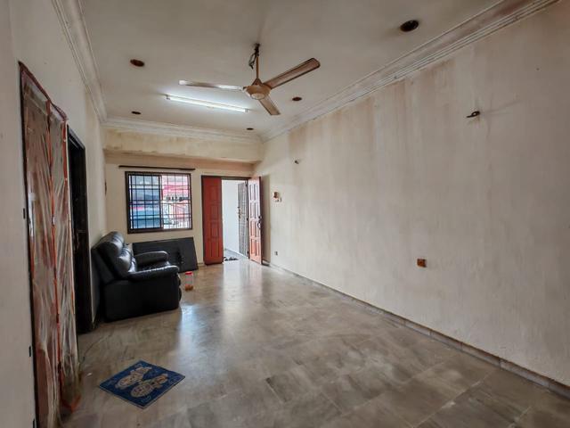 Single Storey Terrace fully extend at Johor Jaya for Sale