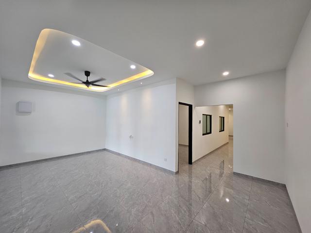 Single Storey Terrace Fully Renovated at Chai Leng Park Perai