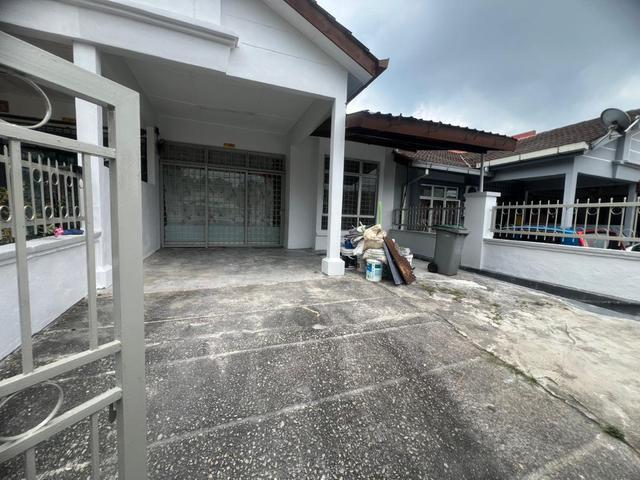 Single Storey Terrace HouseTaman Desa Cempaka Bandar Baru Nilai