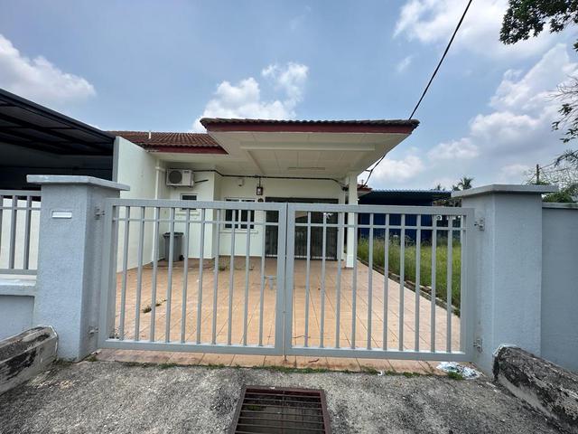 Single Storey Terrace House Corner lot in Tmn Mas Merah Jaya MLK