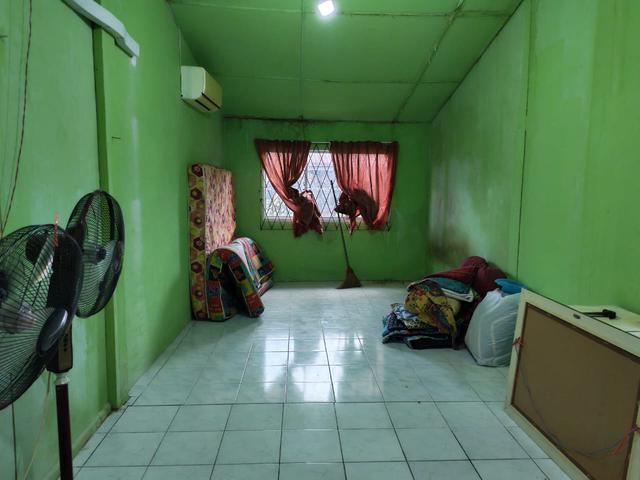 Single Storey Terrace House CORNER UNTUK DILEPASKAN