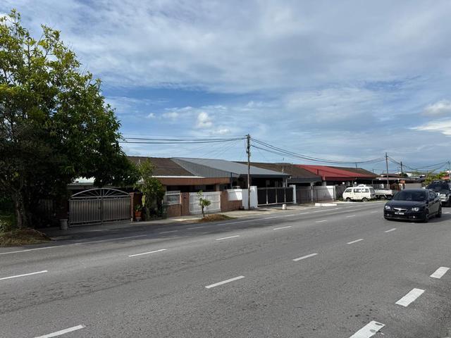 Single Storey Terrace House at Kenyalang Park For Sale
