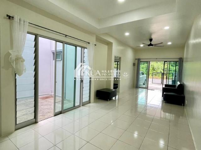 Single Storey Terrace House for Rent❗️ at Stutong Baru easy access from BDC