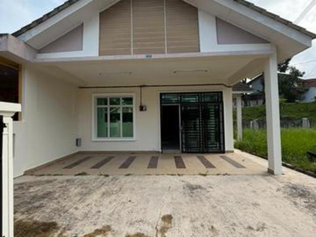 Single Storey Terrace House for Rent Bandar Putra Jalan Belian
