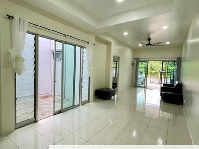Single Storey Terrace House for Rent Located at Stutong Baru easy access from BDC