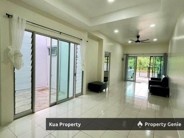 Single Storey Terrace House for Rent Located at Stutong Baru easy access from BDC