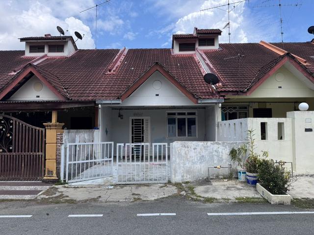 Single Storey Terrace House For Sale Jalan melati Indahpura Kulai