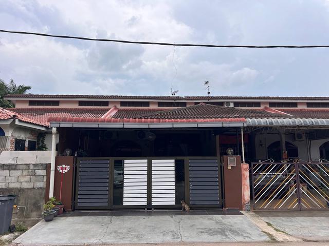 Single Storey Terrace House Jalan MIda Segamat Johor For Sale