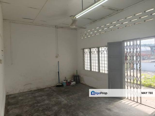 Single Storey Terrace House Taman Seraya @ Kulai Besar