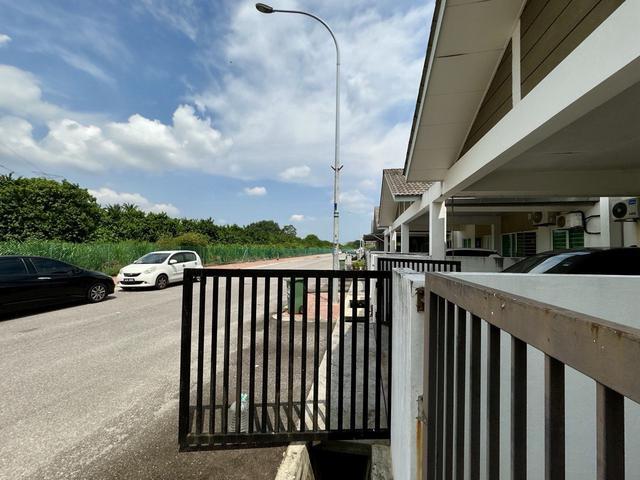 Single Storey Terrace Hijauan Valdor Simpang Ampat Sungai Bakap