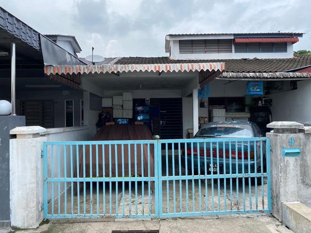Single storey terrace intermediate