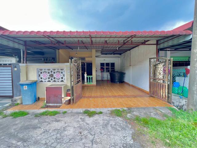 Single Storey Terrace Jalan Nipah Taman Dato Hormat