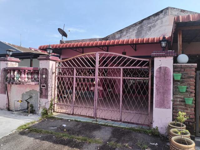 Single Storey Terrace Jalan Penyiaran 28 Taman Universiti Skudai