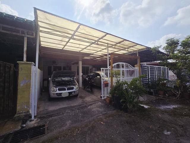 Single storey terrace taman college heights sikamat