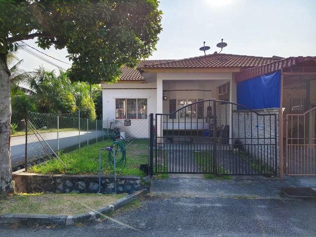Single Storey Terrace Taman College Heights Sikamat Seremban