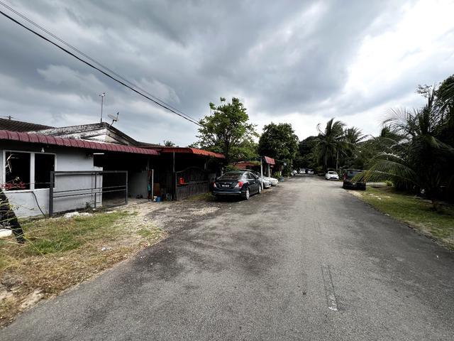 Single Storey Terrace Taman Guar Perahu Open Facing
