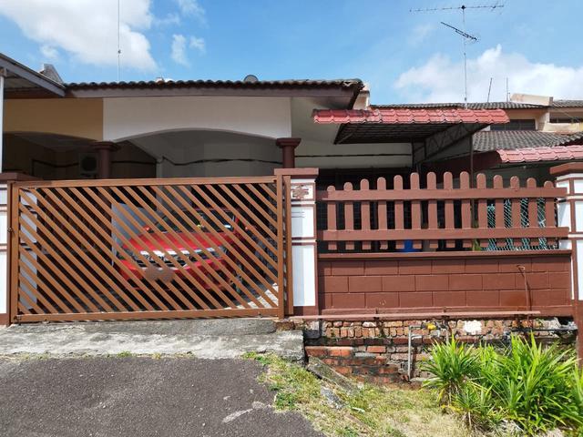 SIngle Storey Terrace Taman Titiwangsa Kluang Johor