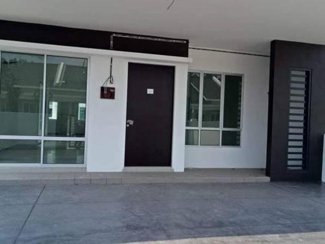 Single storey zero lot bunglow detail as below