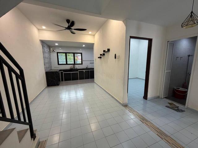 Single StoreyJalan TerataiJohor JayaLow Deposit