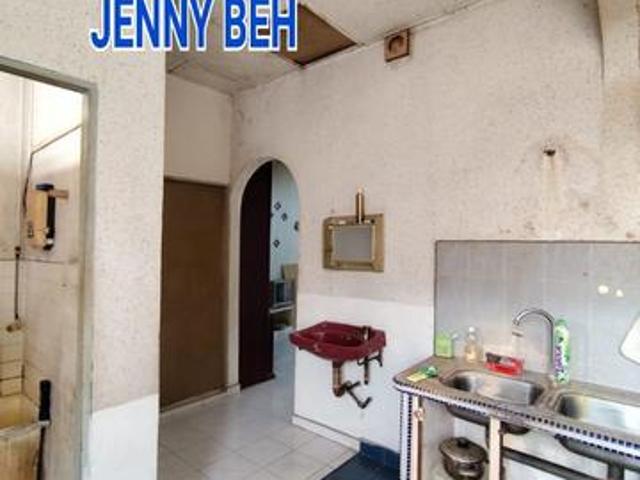 Single Storrey Terrace House Taman Merak Simpang Ampat For Sale